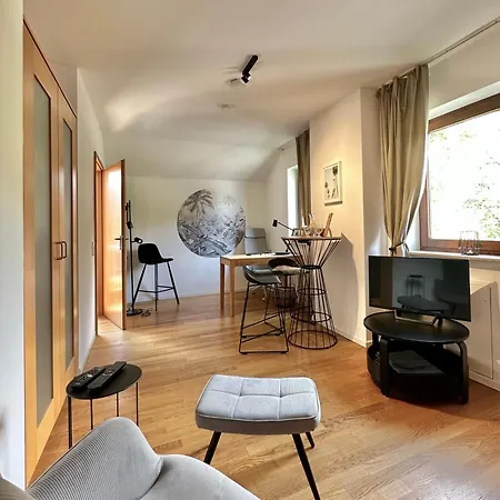 Appartamento Dachstudio In *